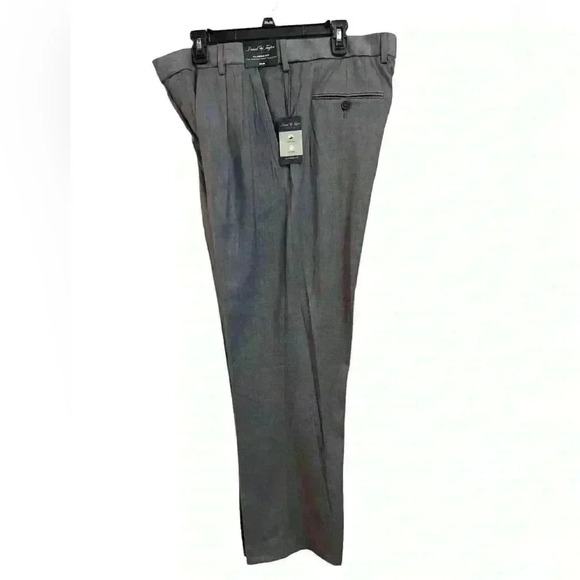 David Taylor Classic Fit “The Perfect Pant Pleated”. Size 36x30. - Picture 2 of 8